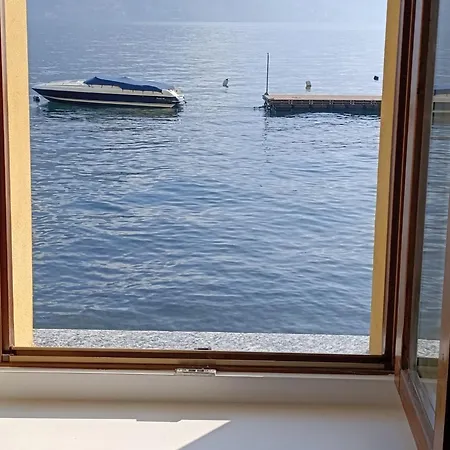 Aqua Vista Apartment *
