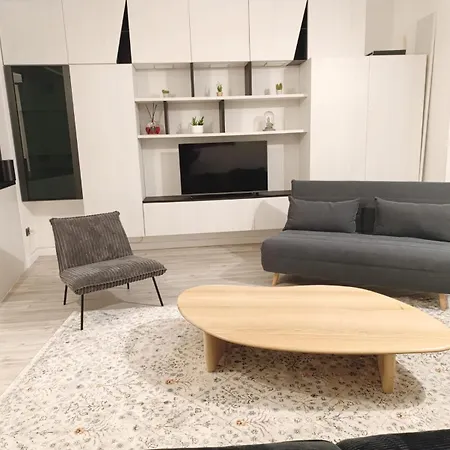 Aqua Vista Apartment